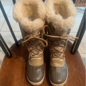 JOAN OF ARCTIC™ Women's Waterproof Boot